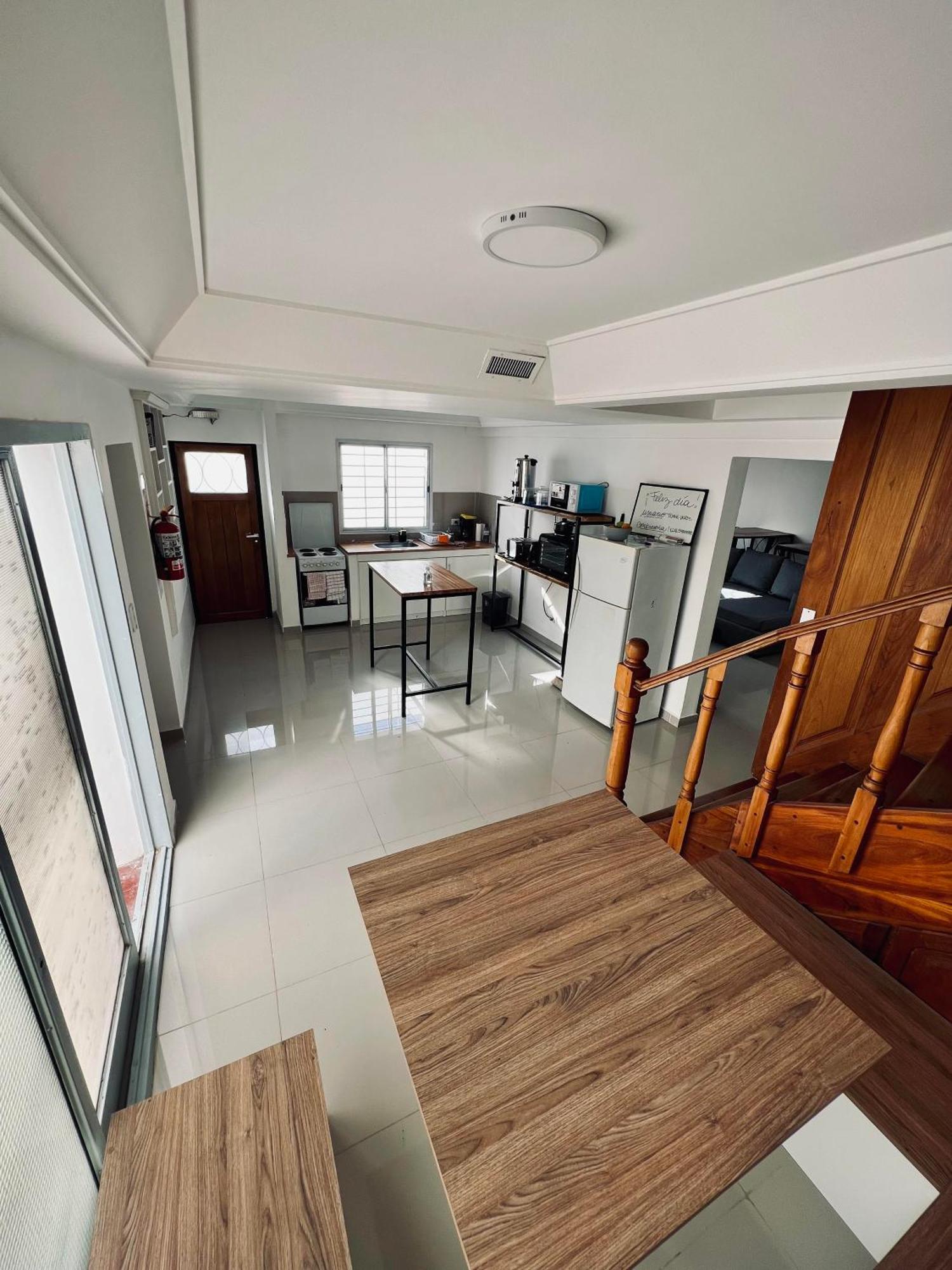 Black Star Art Hostel Neuquén Екстериор снимка