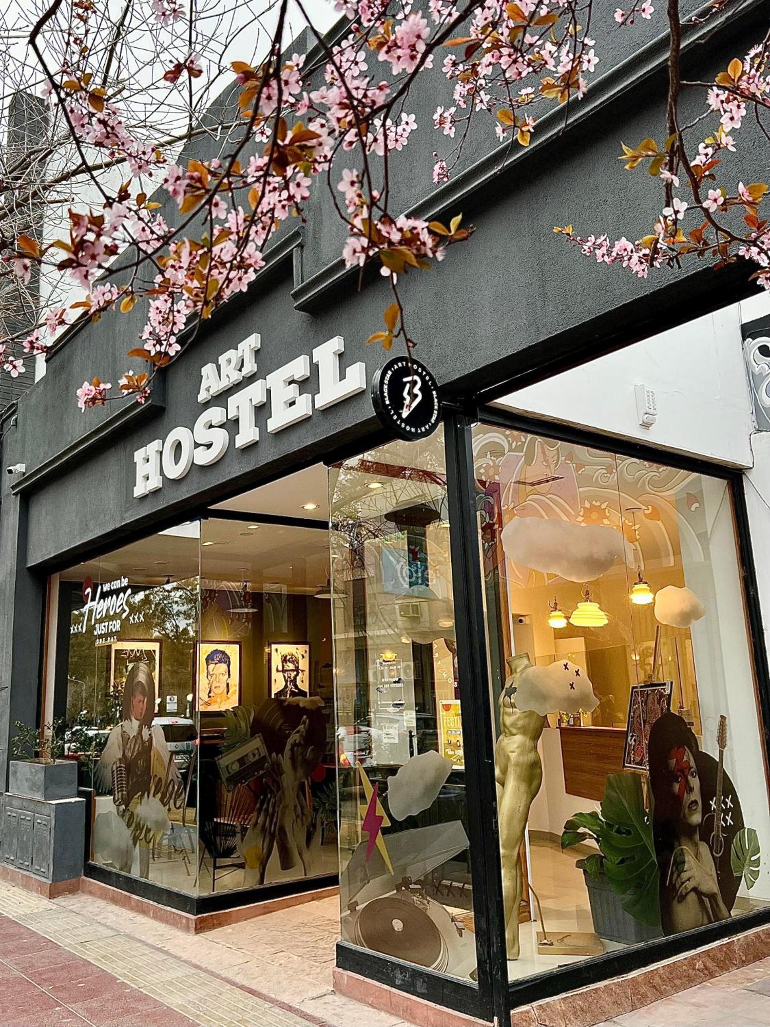 Black Star Art Hostel Neuquén Екстериор снимка